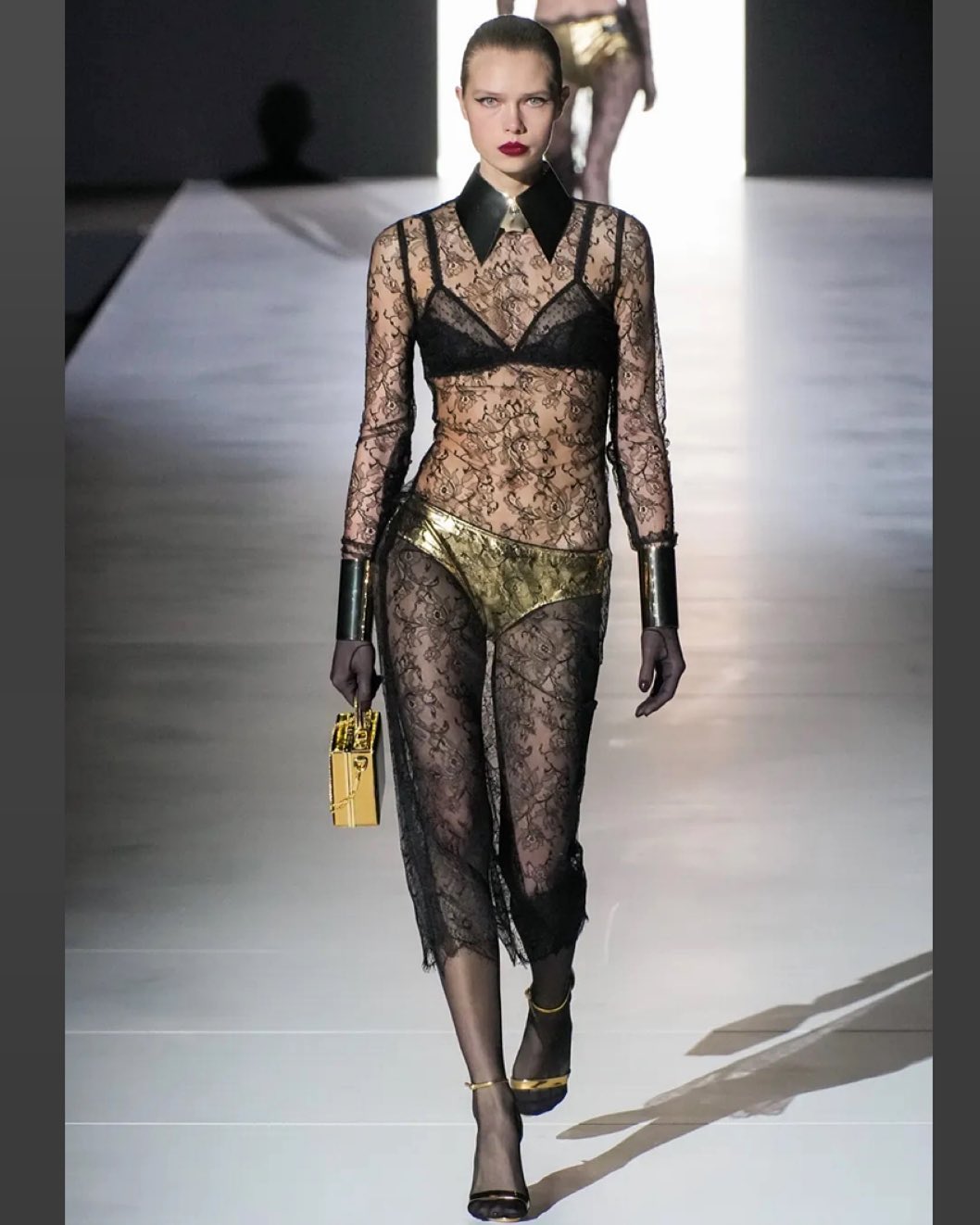Martyna Wilkiel portfolio photo 18